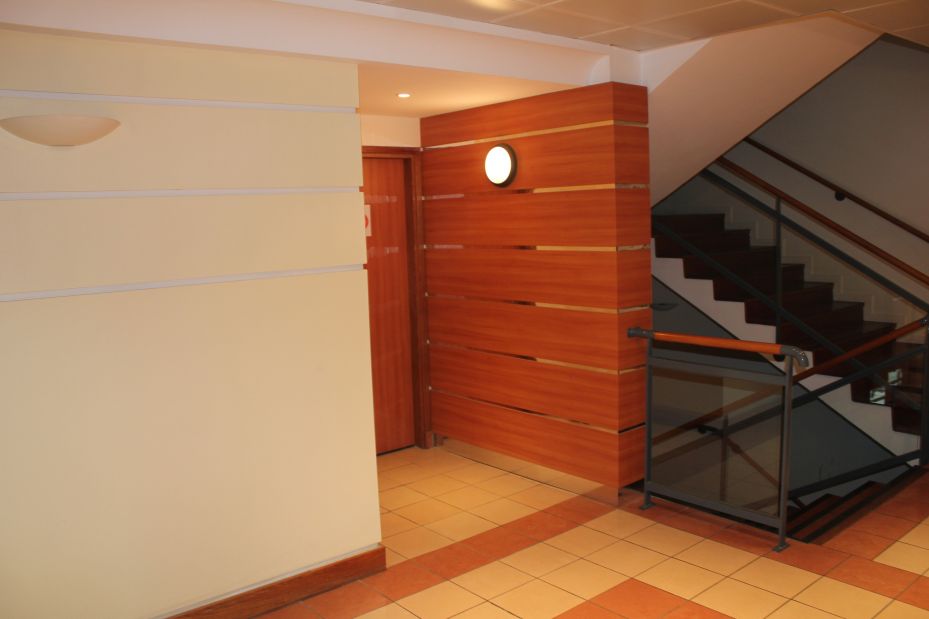 Bureau Aix-en-Provence 97m² Location bureau Aix-en-Provence Bouches-du-Rhône OLBUR2114976 6
